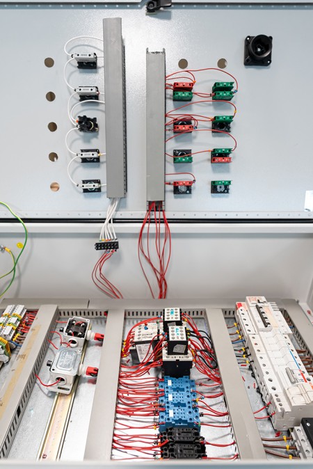 Quadro elettrico finito che consente la gestione un impianto industriale